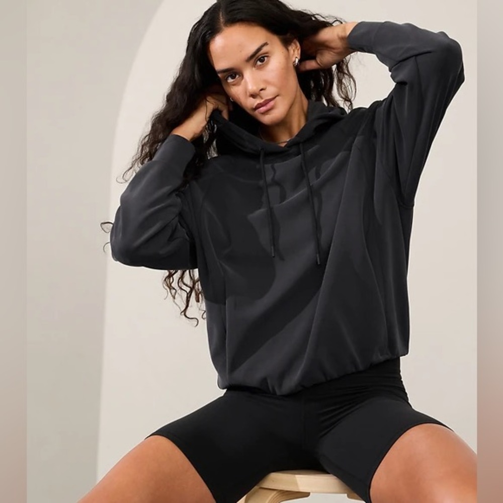 Athleta Dark Gray Women's bubbled/bloused Hoodie, EUC size small